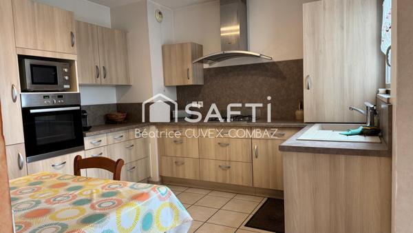 Appartement balcon double expo. Sud-ouest, vue montagne et garage