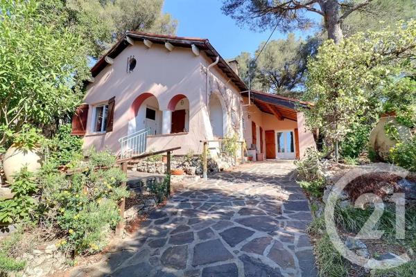 Maison à vendre  5 pièces - 91,16 m 2   LES ISSAMBRES  - 83
