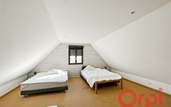 Maison à vendre    4 pièces • 200 m2 Mornay-sur-Allier