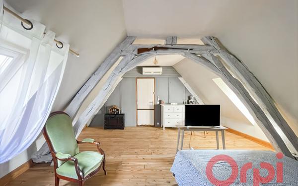 Maison à vendre    4 pièces • 200 m2 Mornay-sur-Allier