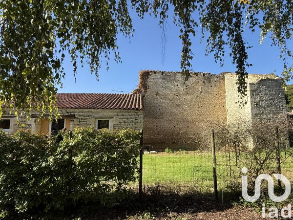 Maison à vendre 4 pièces 76 m² Mauzé-sur-le-Mignon