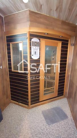 Maison 7 pièces de 197 m2 avec un terrain clos de 443 m2