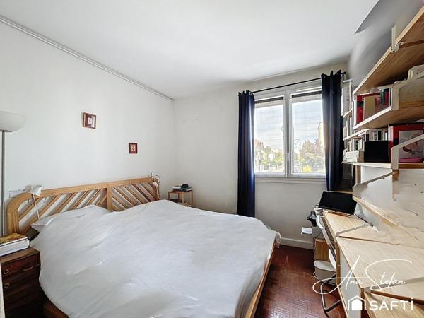 SUPERBE APPARTEMENT TRAVERSANT  familial idéalement situé à proximité du PARC  DE SCEAUX