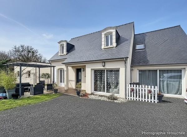 À vendre - Maison individuelle, 7 pièces située à Bléré (37150)