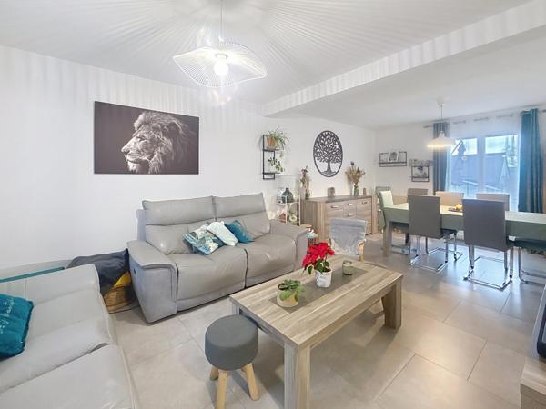 À vendre - Maison individuelle, 7 pièces située à Bléré (37150)