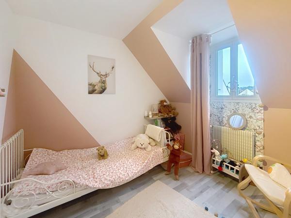 À vendre - Maison individuelle, 7 pièces située à Bléré (37150)