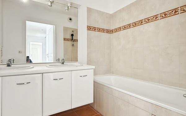 Appartement à vendre    4 pièces • 72,47 m2 Argenteuil