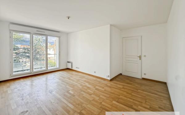 Appartement à vendre    4 pièces • 72,47 m2 Argenteuil