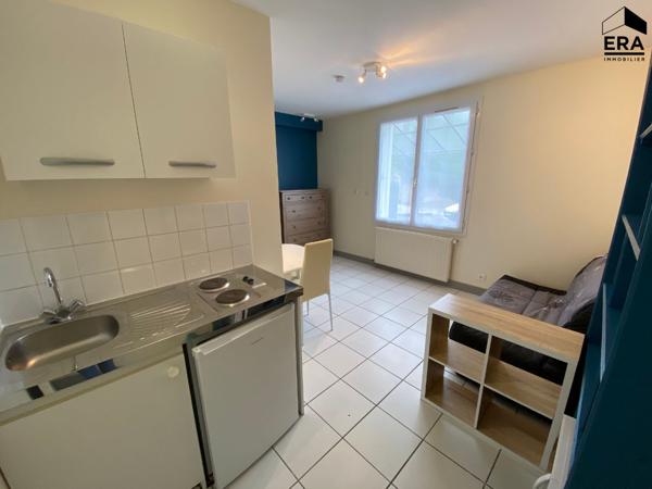 STUDIO MEUBLE A LOUER - BLOIS -  QUARTIER DES ECOLES, CHAUFFAGE ET EAU CHAUDE INCLUS