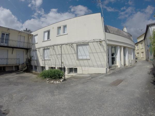 STUDIO MEUBLE A LOUER - BLOIS -  QUARTIER DES ECOLES, CHAUFFAGE ET EAU CHAUDE INCLUS
