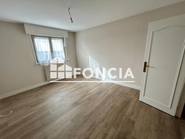 Location Appartement 3 pièces 92.3 m² - 13 RUE FRANCOIS PERRIN Limoges 87000
