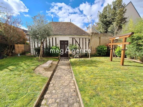 Maison à SENS, 89100 - 8 pièces 285m²