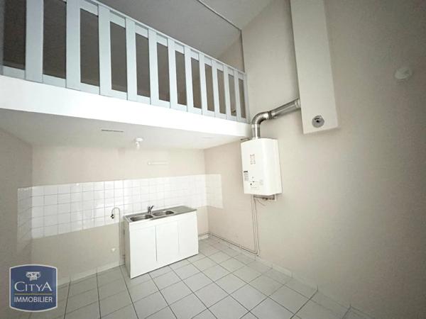 Appartement à louer 2 pièces 79.42m² Villeurbanne (69100)