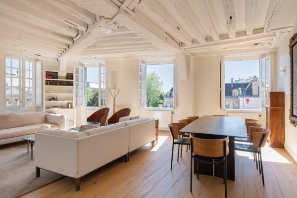 Appartement Paris 3e - ARCHIVES