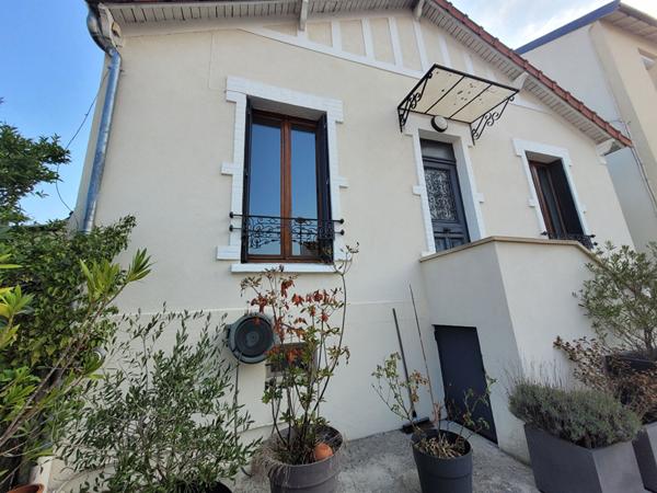 Maison L Hay Les Roses 5 pièce(s) 103 m2