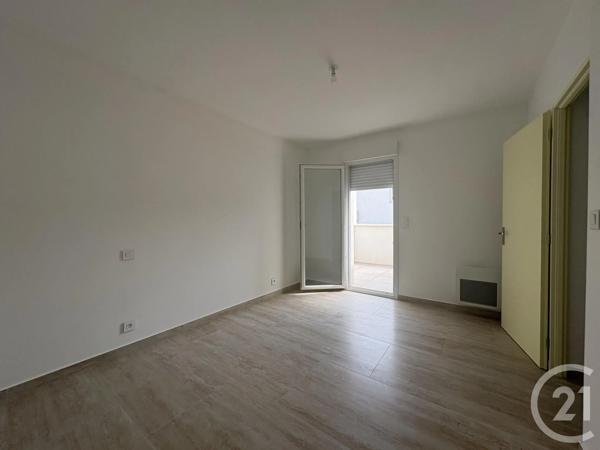 Maison à vendre  4 pièces - 83,19 m 2   UCHAUD  - 30