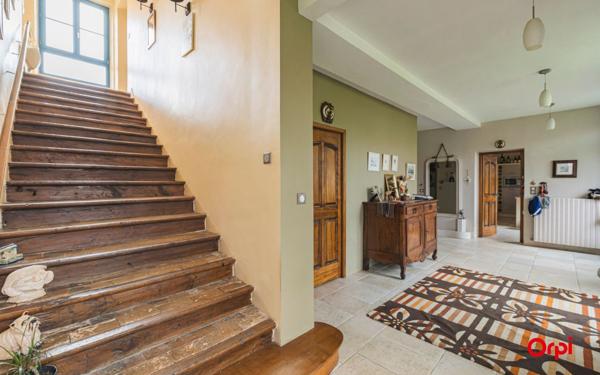 Maison à vendre    6 pièces • 320 m2 Fère-en-Tardenois