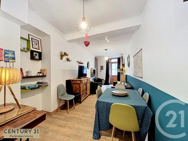Maison à vendre  8 pièces - 205 m 2   VIGNEC  - 65