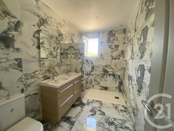 Maison à vendre  4 pièces - 86 m 2   PEZENAS  - 34