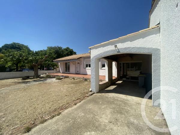 Maison à vendre  4 pièces - 86 m 2   PEZENAS  - 34