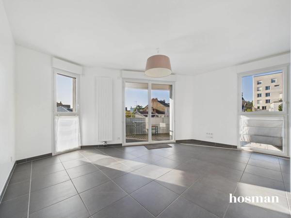 Appartement récent de 3 pièces lumineux avec terrasse et parking - Secteur Hauts-Pavés à Nantes