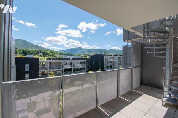APPARTEMENT TRES RECENT A PROXIMITE DU CENTRE BOURG
