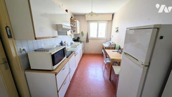 Appartement T3  de 73.89m² avec balcon CUSSET CENTRE  Résidence Standing Ascenseur