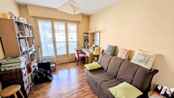 Appartement T3  de 73.89m² avec balcon CUSSET CENTRE  Résidence Standing Ascenseur