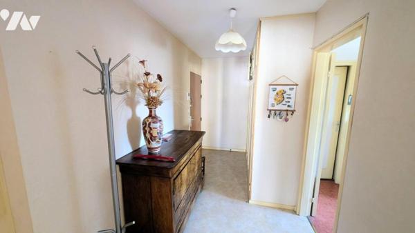 Appartement T3  de 73.89m² avec balcon CUSSET CENTRE  Résidence Standing Ascenseur