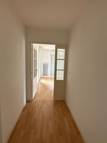 QUAI DE SARTHE : T3 + JARDIN+ TERRASSE + PARKING