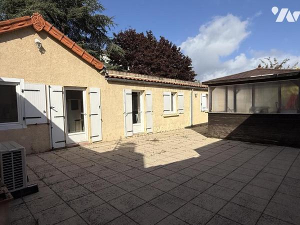 Maison de ville de plain-pied