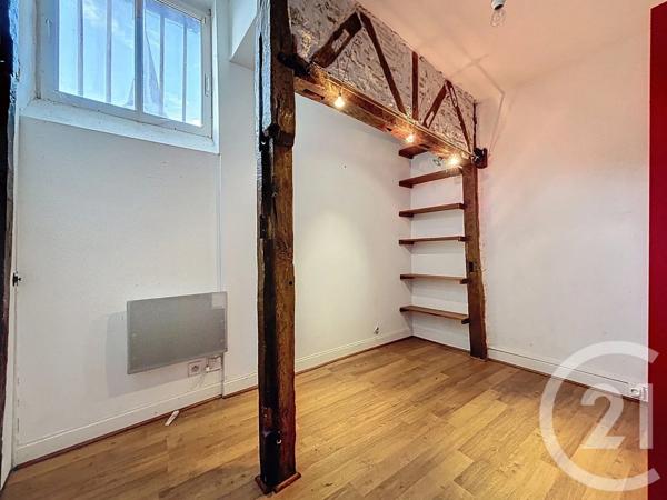 Appartement F3 à vendre  3 pièces - 60,50 m 2   ST POURCAIN SUR SIOULE  - 03