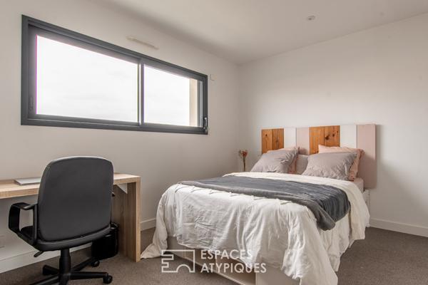 Lumineuse contemporaine au panorama verdoyant