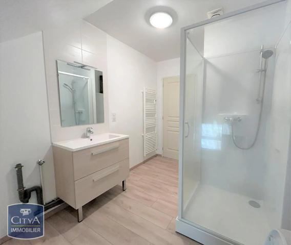 Maison à louer 2 pièces 46.5m²