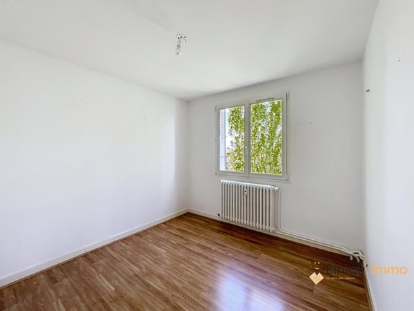 Grand appartement lumineux 87 m² avec balcon, 3 chambres et double garage à Saint-Dizier – Proche centre-ville