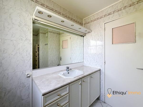 Grand appartement lumineux 87 m² avec balcon, 3 chambres et double garage à Saint-Dizier – Proche centre-ville