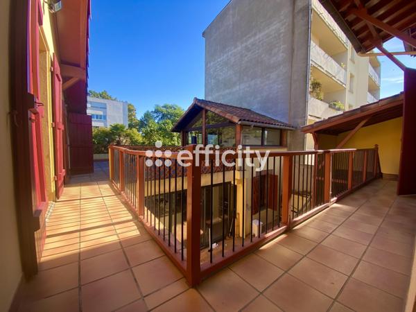 Maison 7 pièces - 238 m² Exclusivité efficity