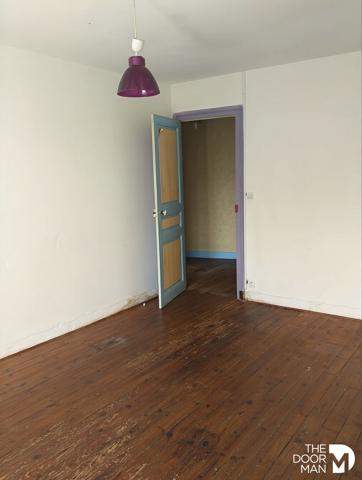 Maison - À vendre - 103 m² - CHAMPAGNÉ-SAINT-HILAIRE | The Door Man