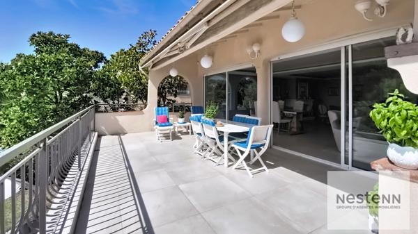 SAINT AYGULF SPACIEUSE VILLA VUE MER PISCINE GARAGE