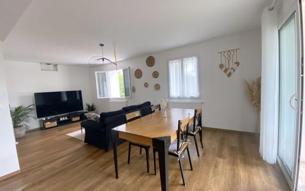 Maison à vendre    4 pièces •  Baigts