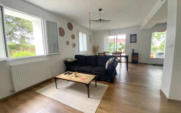 Maison à vendre    4 pièces •  Baigts