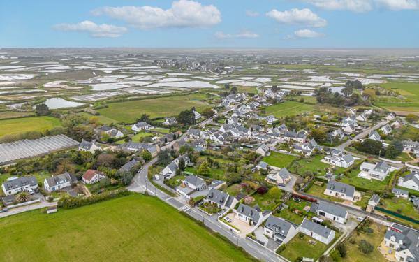 Maison à vendre    6 pièces • 150 m2 Guérande