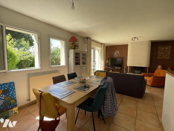 Maison 3 chambres – PLOEREN – Kerthomas - Beau terrain  
