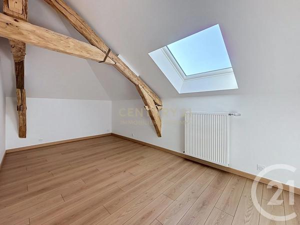 Maison à vendre  4 pièces - 111,80 m 2   BOURGOIN JALLIEU  - 38