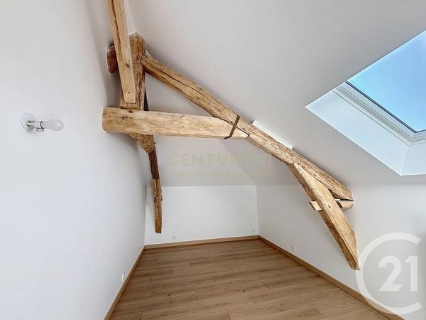 Maison à vendre  4 pièces - 111,80 m 2   BOURGOIN JALLIEU  - 38