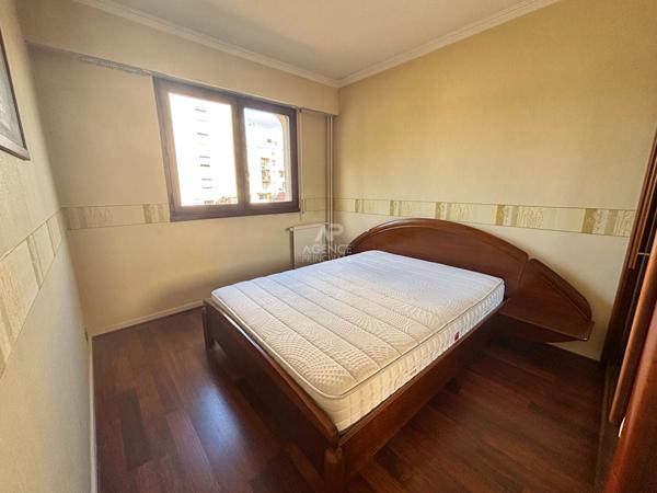 Appartement Cergy 3 pièce(s) 68.40 m2 195 000 € **  - Référence  11300