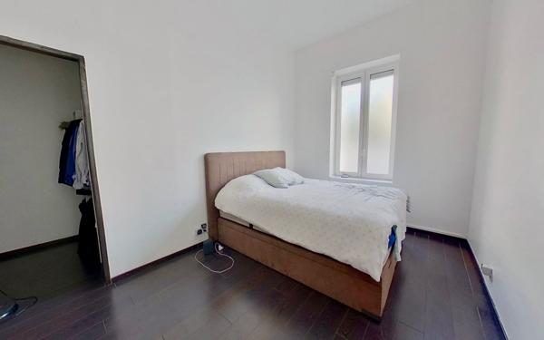 Appartement à vendre    4 pièces • 115,70 m2 Villeurbanne