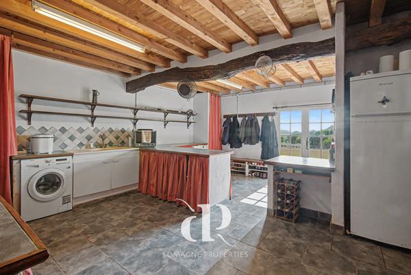Une spacieuse maison de campagne avec 6 hectares