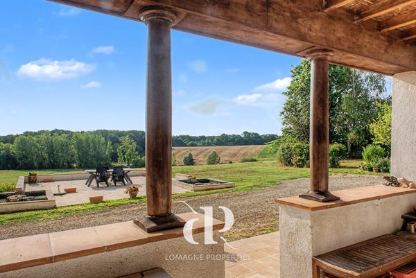 Une spacieuse maison de campagne avec 6 hectares