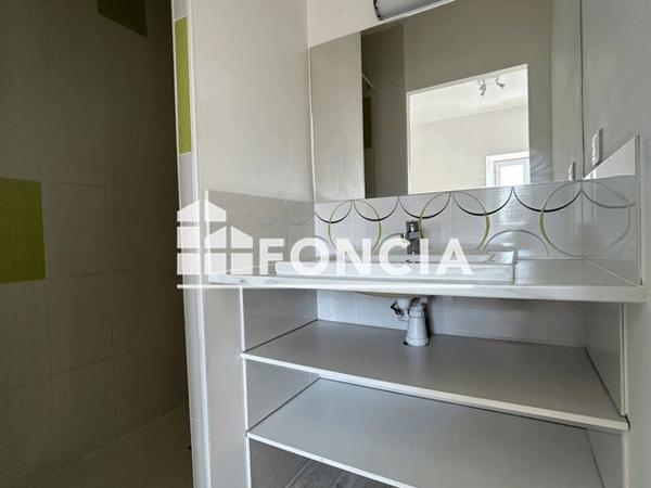 Location Studio 29.2 m² - 17 AV. MARECHAL DE LATTRE DE TASSIGNY Cognac 16100